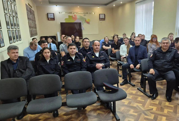 В окружном УМВД России по Чукотскому АО провели информационную встречу в рамках проекта «ИнформУИК»