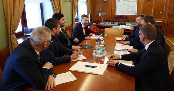 Развитие энергетики Чукотки обсудил губернатор округа с руководством РусГидро