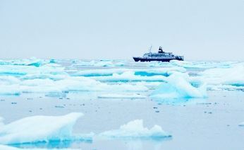 На Чукотке ФСБ не выпустила на берег 85 иностранных туристов