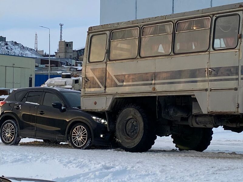 В Анадыре сотрудники полиции разбираются в обстоятельствах дорожно-транспортного происшествия