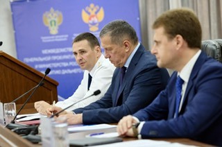 Меры по повышению эффективности государственной поддержки бизнеса на Дальнем Востоке в условиях внешних ограничений сегодня обсуждены Генеральной прокуратурой Российской Федерации и Министерством Российской Федерации по развитию Дальнего Востока и Арктики.