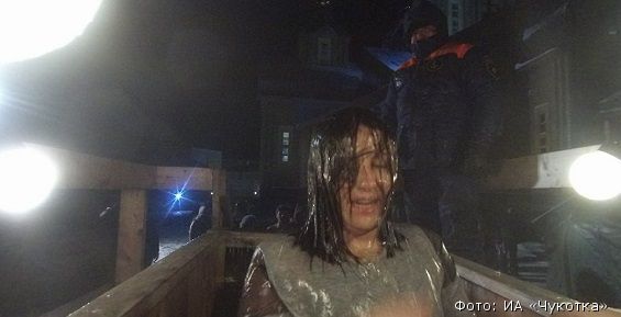 Порядка двухсот человек окунулось в крещенскую купель в Анадыре