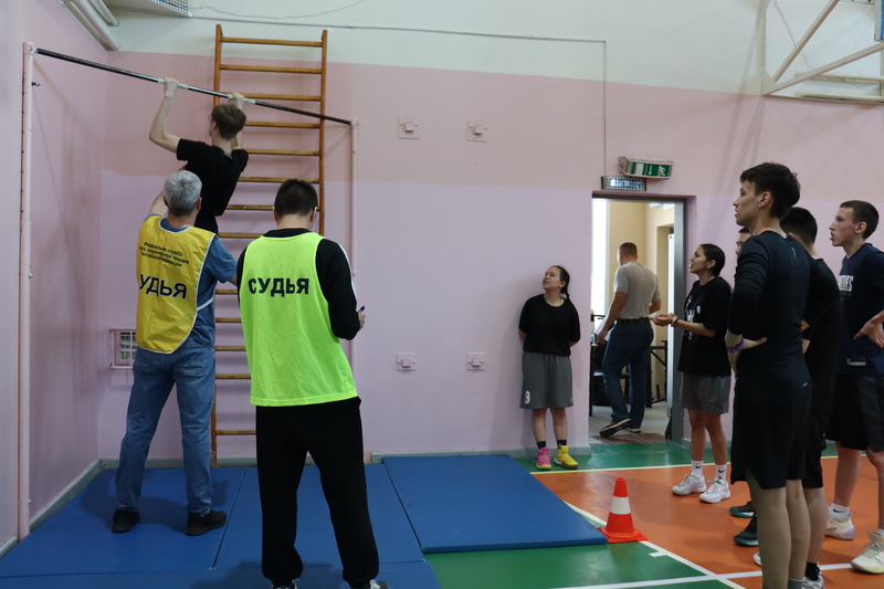  На Чукотке росгвардейцы выступили в качестве экспертов в спортивной игре «Зарница - 2025»  