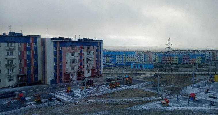 Муниципальный округ Певек во вторник останется во власти циклона 