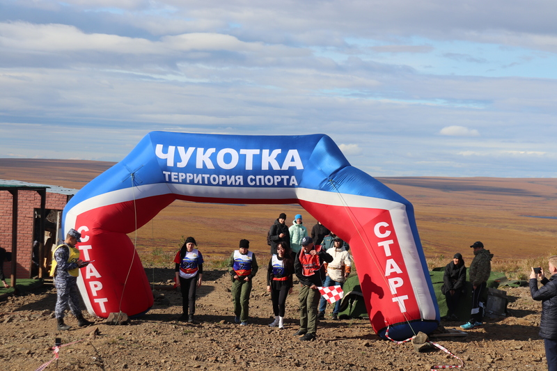 На Чукотке состоялся открытый чемпионат по служебному биатлону среди силовиков
