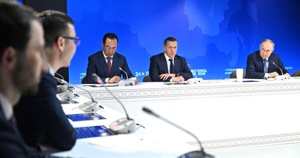 Путин: при начислении НДФЛ северные надбавки "вынесут за скобки"