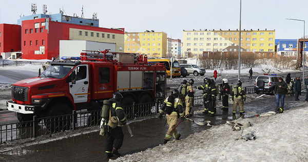 Всю пожарную технику стянули в центр окружной столицы для  масштабной тренировки