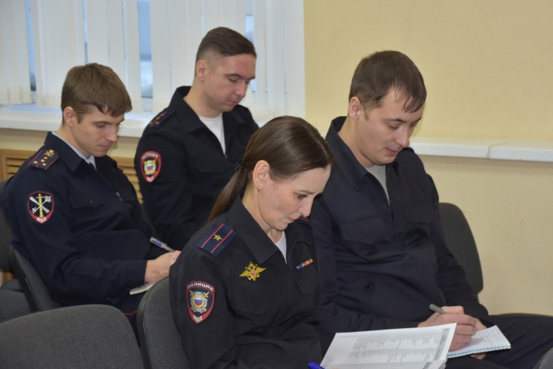В УМВД России по Чукотскому автономному округу прошло занятие ко Дню Героев Отечества