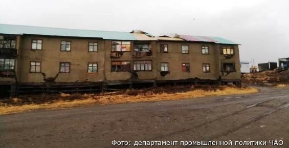 Последствия штормового ветра ликвидируют на Чукотке