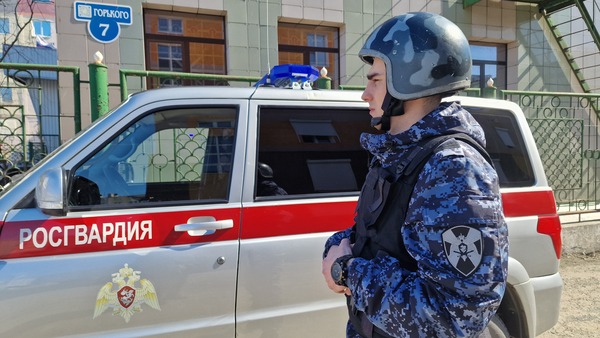 Устроившего скандал в магазине пьяного посетителя задержали росгвардейцы в Анадыре