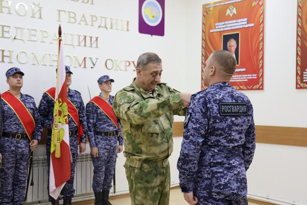 Командующий Восточным округом Росгвардии посетил подразделения ведомства на Чукотке