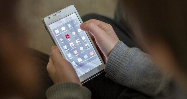 В Анадыре десятилетняя девочка перечислила аферистам более 46 тысяч и оформила кредиты 