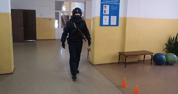В Анадыре эвакуировали более 2 тысяч человек из-за сообщений о минировании