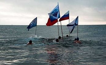 Стартовал первый международный заплыв через Берингов пролив