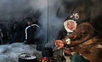 Зарплата чумработниц на Чукотке выросла до 20 тысяч рублей