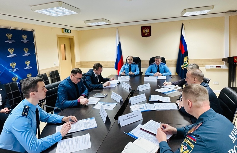 В прокуратуре округа состоялось заседание межведомственной рабочей группы по вопросам обеспечения законности и правопорядка в период подготовки и проведения выборов Президента Российской Федерации